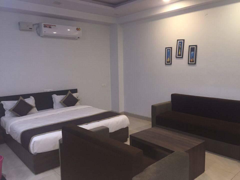 Oyo 6697 Hotel Green Lemon Джайпур Екстериор снимка
