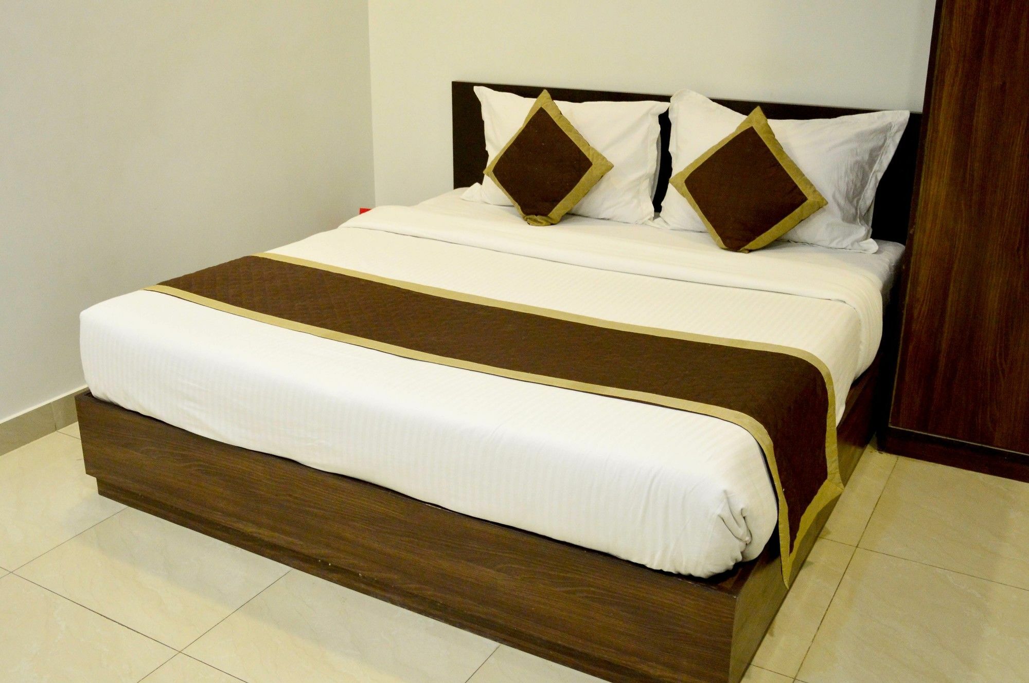 Oyo 6697 Hotel Green Lemon Джайпур Екстериор снимка